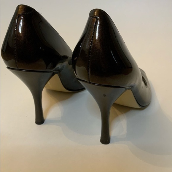 Anne Klein open toe heels - Picture 5 of 10